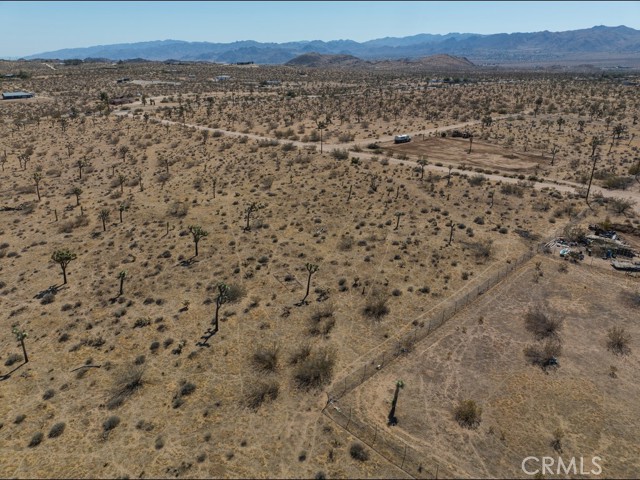 Detail Gallery Image 8 of 19 For 59172 Sun via Dr, Yucca Valley,  CA 92284 - – Beds | – Baths