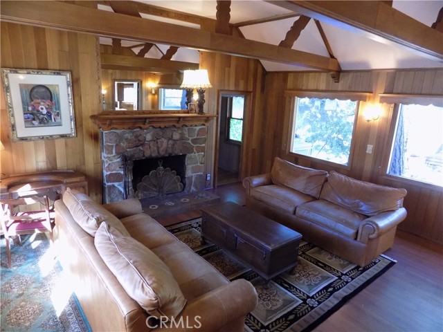 Detail Gallery Image 16 of 62 For 54751 Wildwood Dr, Idyllwild,  CA 92549 - 4 Beds | 5 Baths