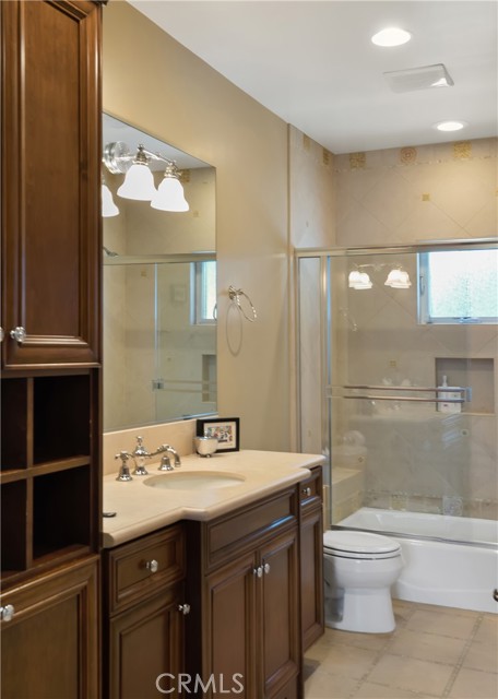 3112 Maple Avenue, Manhattan Beach, California 90266, 5 Bedrooms Bedrooms, ,4 BathroomsBathrooms,Residential,Sold,Maple,SB22170583