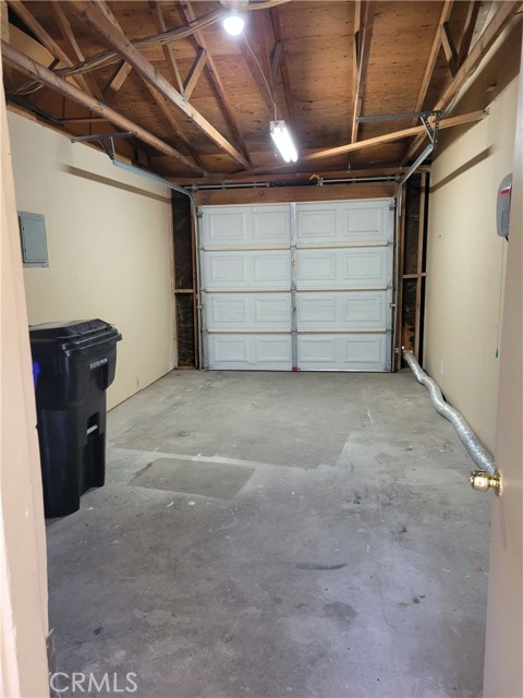 Detail Gallery Image 8 of 9 For 16001 Green Hill #1,  Victorville,  CA 92394 - 2 Beds | 1 Baths