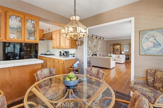 Detail Gallery Image 14 of 39 For 3342 Dunsmere, Glendale,  CA 91206 - 3 Beds | 2 Baths