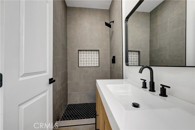 Detail Gallery Image 48 of 49 For 3515 S Norton, Los Angeles,  CA 90018 - 2 Beds | 3 Baths