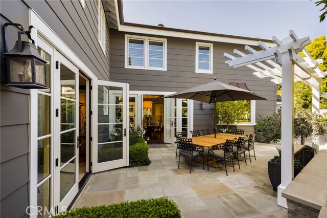 Detail Gallery Image 19 of 47 For 9 Rockingham Dr, Newport Beach,  CA 92660 - 4 Beds | 4/1 Baths