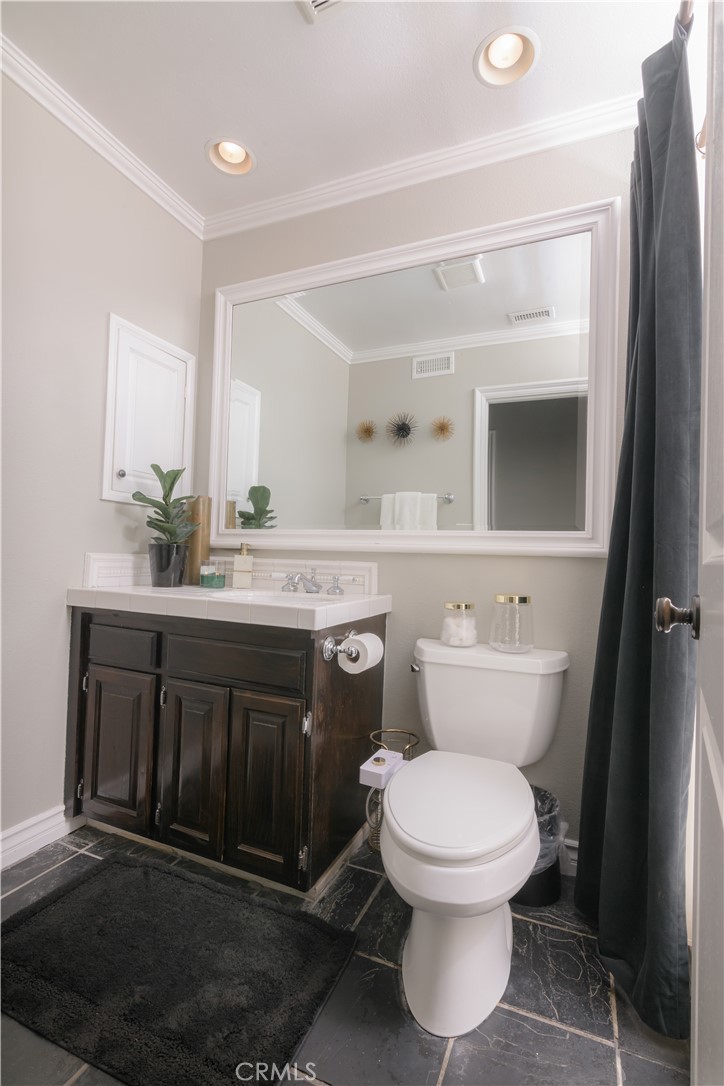 MLS #OC25265144 image #24