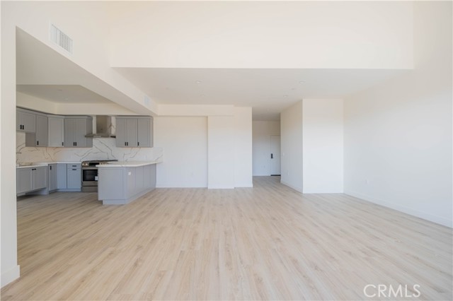 Detail Gallery Image 27 of 40 For 2608 Honolulu Ave #210,  Montrose,  CA 91020 - 2 Beds | 2 Baths