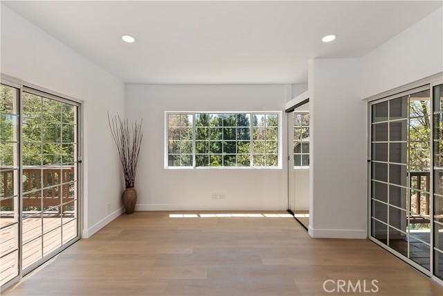 Detail Gallery Image 43 of 59 For 27757 North Bay Rd, Lake Arrowhead,  CA 92352 - 4 Beds | 3 Baths