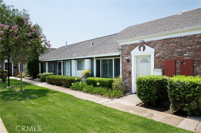 2334 Richmond Way, Costa Mesa CA: https://media.crmls.org/medias/091f3ec9-ff71-47d2-a4f1-b6c892f429b2.jpg