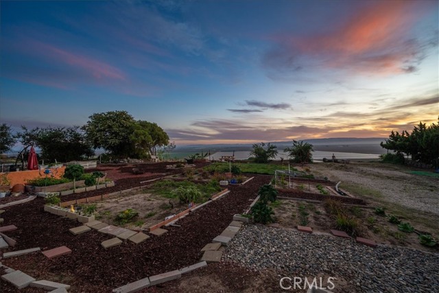 1561 Cielo Lane, Nipomo CA: https://media.crmls.org/medias/09206f48-1b2b-440e-9cbc-5e987bb3a4b2.jpg