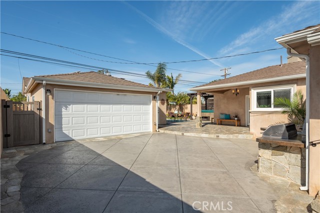 3003 Johnston Avenue, Redondo Beach, California 90278, 3 Bedrooms Bedrooms, ,2 BathroomsBathrooms,Residential,Sold,Johnston,SB22044317