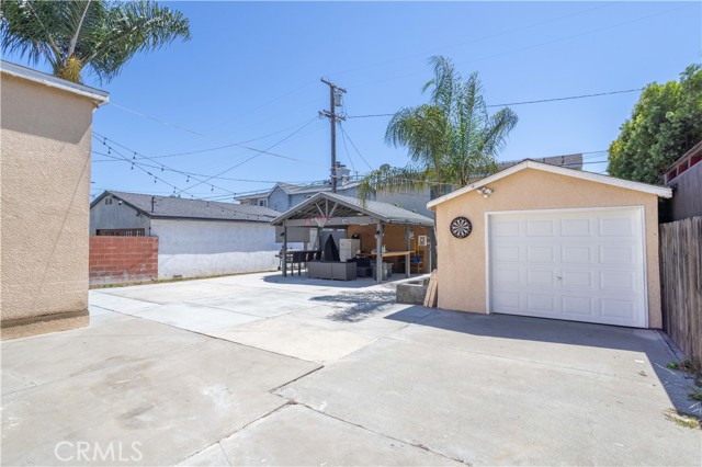 3506 W 133rd, Hawthorne CA: https://media.crmls.org/medias/0920bfc7-c6f7-4fde-82c3-cc11796ae541.jpg