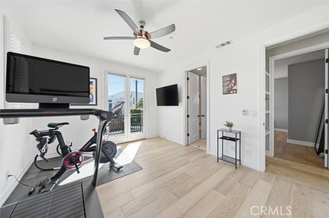 Detail Gallery Image 56 of 71 For 406 S Gertruda, Redondo Beach,  CA 90277 - 5 Beds | 4/1 Baths