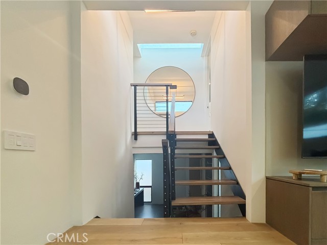 9844 Wanda Park Drive, Beverly Hills CA: https://media.crmls.org/medias/0921dd52-7b7d-43c4-9b13-2654ca2c69c1.jpg