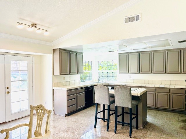 Detail Gallery Image 5 of 7 For 3091 Olympic View Dr, Chino Hills,  CA 91709 - 4 Beds | 2/1 Baths