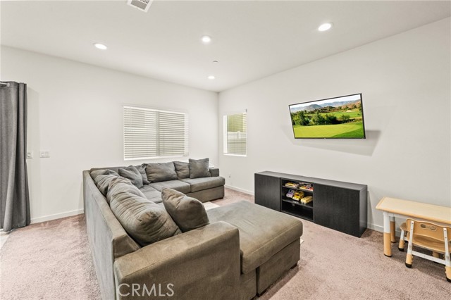 Detail Gallery Image 7 of 63 For 27166 Canyon Rock Ct, Moreno Valley,  CA 92555 - 4 Beds | 2/1 Baths