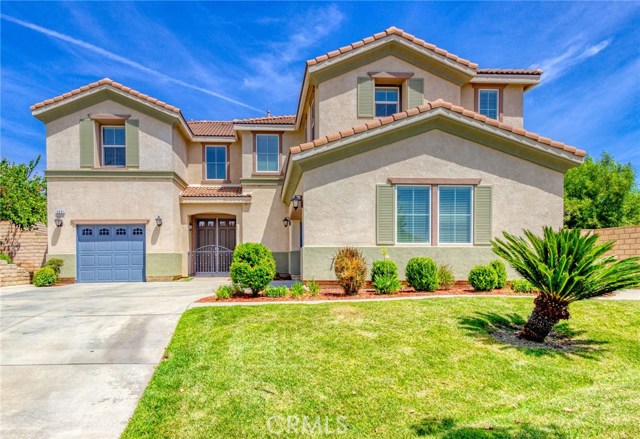 5041 Thornberry Way, Fontana, CA 92336