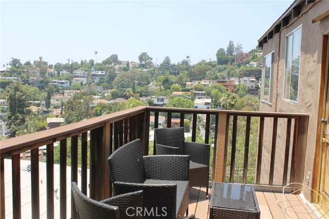2859 Effie Street, Los Angeles CA: https://media.crmls.org/medias/0924d423-248c-4448-b07f-dce580fb5956.jpg