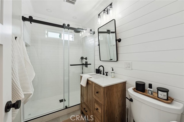 Detail Gallery Image 14 of 37 For 1111 W Maple Ave, Orange,  CA 92868 - 3 Beds | 2 Baths