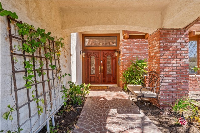 Detail Gallery Image 5 of 46 For 6056 Lake Lindero, Agoura Hills,  CA 91301 - 4 Beds | 3/1 Baths