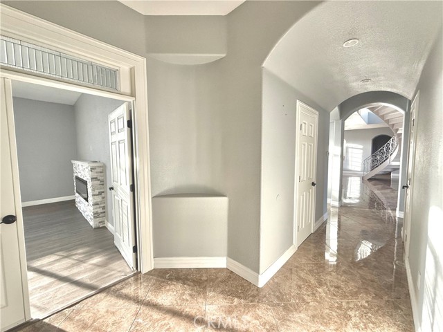 Image 15 of 51 For 9886 Mckinley
