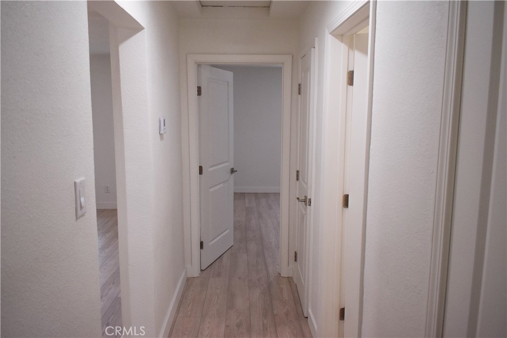 https://media.crmls.org/medias/0925abd0-c476-46a0-8513-03718b193bd6.jpg?preset=X-Large