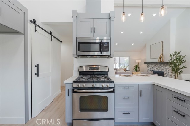 Detail Gallery Image 15 of 50 For 9821 Kite Dr, Huntington Beach,  CA 92646 - 3 Beds | 2 Baths