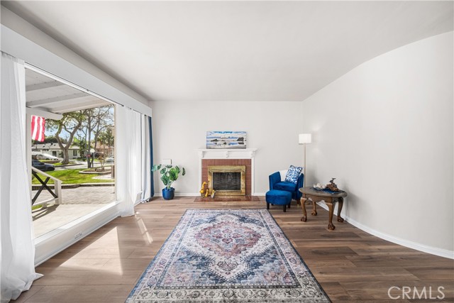 Detail Gallery Image 17 of 33 For 3729 N Weston Pl, Long Beach,  CA 90807 - 5 Beds | 3 Baths