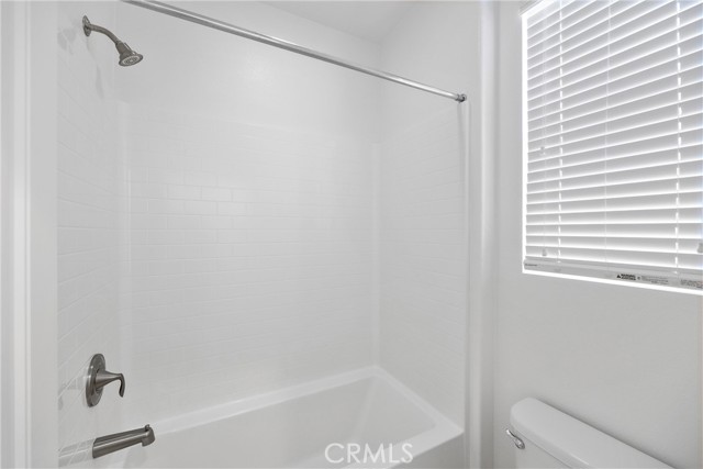 Detail Gallery Image 23 of 30 For 1878 Harvest Circle, Tustin,  CA 92780 - 3 Beds | 2/1 Baths