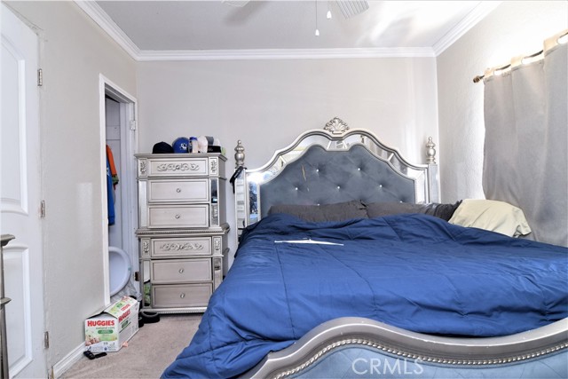 Detail Gallery Image 7 of 23 For 6542 San Luis, Paramount,  CA 90723 - 4 Beds | 2 Baths