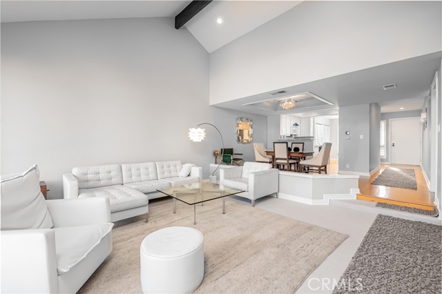 27927 Trocadero, Mission Viejo CA: https://media.crmls.org/medias/0927c0f0-09d7-4495-917c-67bd3504e7b4.jpg