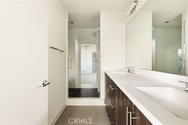 Detail Gallery Image 16 of 25 For 2201 Tom Mix, Silver Lake Los Angeles,  CA 90026 - 2 Beds | 2/1 Baths