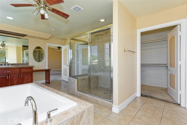 Detail Gallery Image 42 of 45 For 13030 Caspian, Victorville,  CA 92395 - 4 Beds | 3 Baths