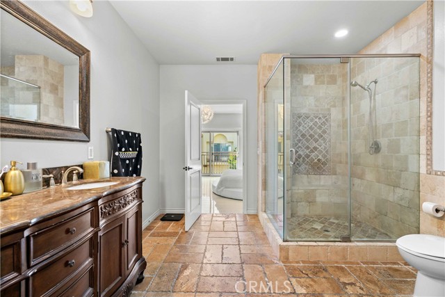 Detail Gallery Image 59 of 69 For 6920 Valmont #5,  Tujunga,  CA 91042 - 4 Beds | 3 Baths