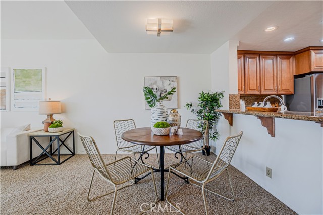 Detail Gallery Image 6 of 36 For 2720 Gramercy Ave #3,  Torrance,  CA 90501 - 2 Beds | 2/1 Baths