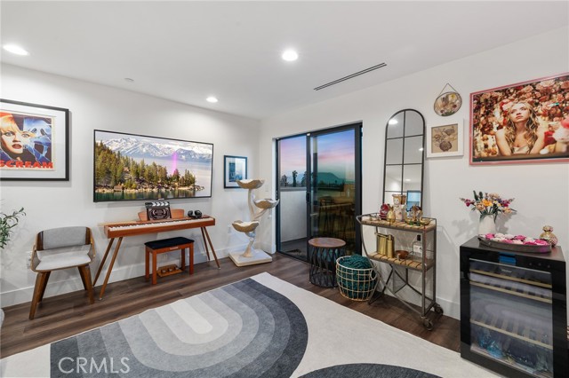 Detail Gallery Image 30 of 45 For 11324 W Raitt Ln, North Hollywood,  CA 91606 - 3 Beds | 4 Baths