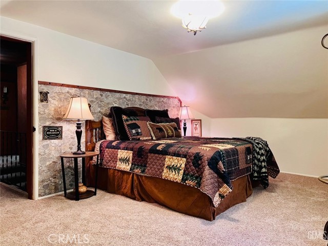 Detail Gallery Image 21 of 26 For 10700 Pine Dr, Wofford Heights,  CA 93285 - 4 Beds | 1 Baths