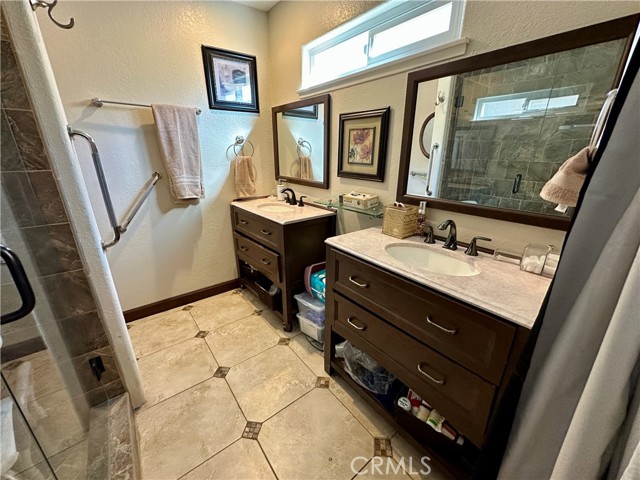 Detail Gallery Image 33 of 50 For 23856 Outrigger, Canyon Lake,  CA 92587 - 3 Beds | 2 Baths