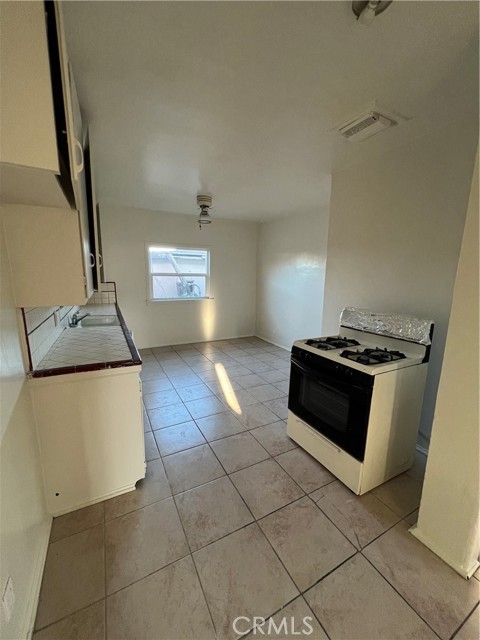 Detail Gallery Image 12 of 25 For 979 W Nicolet, Banning,  CA 92220 - 2 Beds | 1 Baths