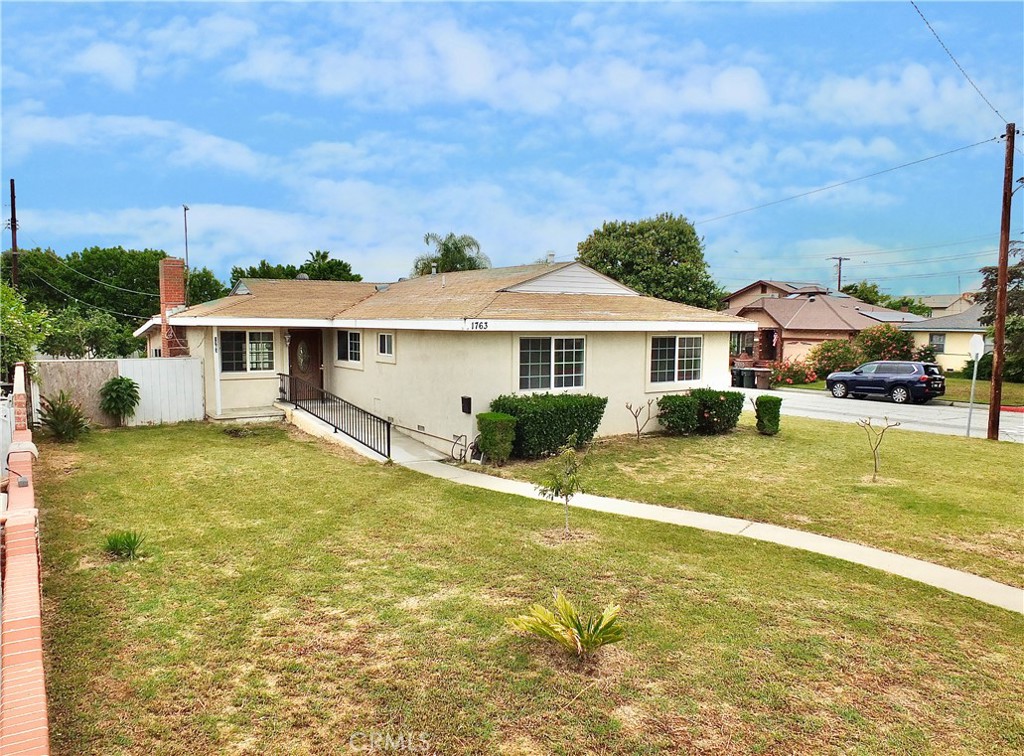 1763 S Carnelian Street, Anaheim, CA 92802