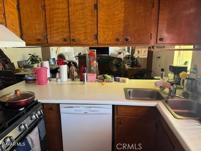 https://media.crmls.org/medias/092a0a56-31cf-4dea-a4aa-7201f2cb3e83.jpg?preset=X-Large
