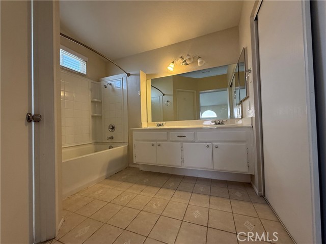 Detail Gallery Image 29 of 61 For 927 Dolphin Dr, Perris,  CA 92571 - 4 Beds | 2/1 Baths