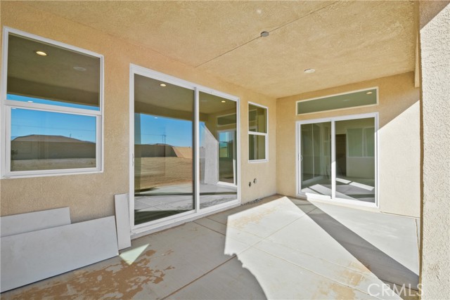 Detail Gallery Image 6 of 11 For 7144 Farmdale Ave, Hesperia,  CA 92345 - 3 Beds | 2 Baths