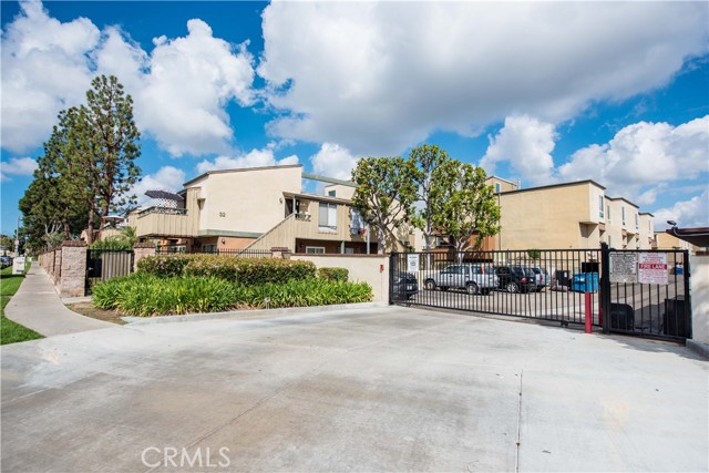 Detail Gallery Image 12 of 12 For 1001 W Stevens Ave, Santa Ana,  CA 92707 - – Beds | – Baths