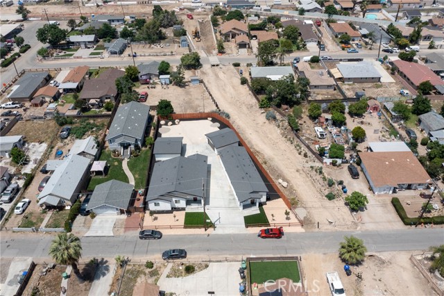 7972 Cortez Street, Highland CA: https://media.crmls.org/medias/092ba1b8-35fb-46a3-8b54-b90f568e8323.jpg