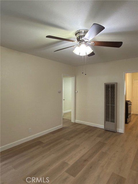 Detail Gallery Image 7 of 7 For 628 N Olive #C,  Anaheim,  CA 92805 - 2 Beds | 1 Baths