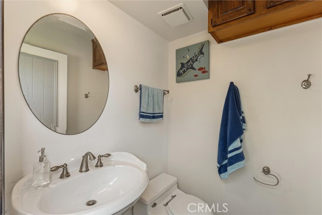 23060 Doris Way, Torrance CA: https://media.crmls.org/medias/092cca40-ebfd-45be-a3f2-eb75d80c2d8a.jpg