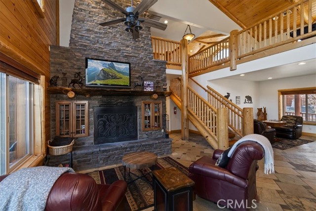 Detail Gallery Image 13 of 50 For 42324 Eagle Ridge, Big Bear Lake,  CA 92315 - 6 Beds | 4 Baths