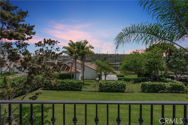 2005 Costa Del Mar RD, Carlsbad CA: https://media.crmls.org/medias/092ebcd0-1bb7-4f76-9047-43315390fb57.jpg