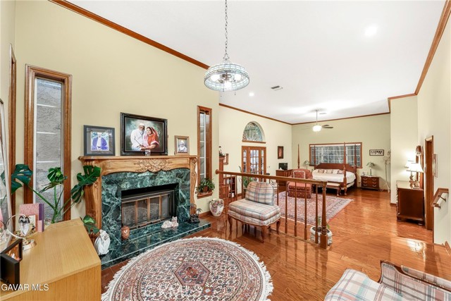 41504 Mission Drive, Palmdale CA: https://media.crmls.org/medias/092ed97e-e369-4dfe-9de4-9ac0ee758d83.jpg