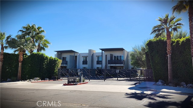 Detail Gallery Image 25 of 26 For 213 the Riv, Palm Springs,  CA 92262 - 2 Beds | 2/1 Baths