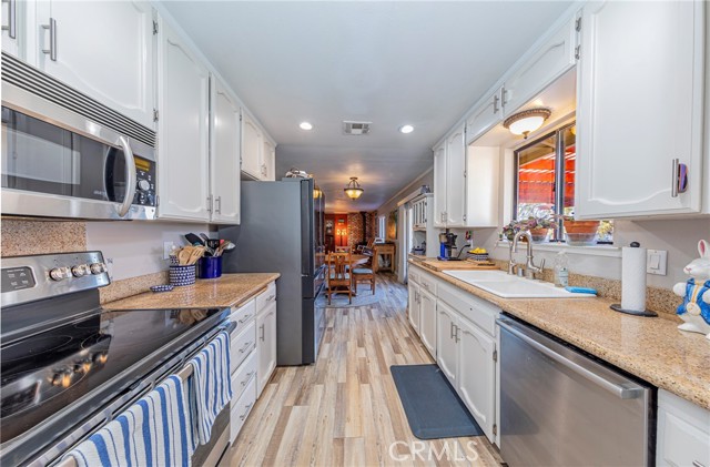 Detail Gallery Image 15 of 74 For 40733 Big Oak Flat, Oakhurst,  CA 93644 - 3 Beds | 2 Baths